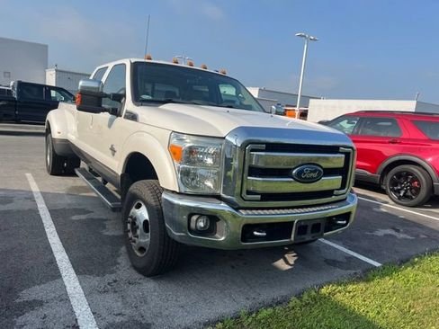 Used 2015 Ford F350 Lariat w/ Chrome Package AWD/4WD image 4