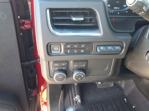 Used 2023 Chevrolet Tahoe High Country w/ Premium Package 2 AWD/4WD image 19