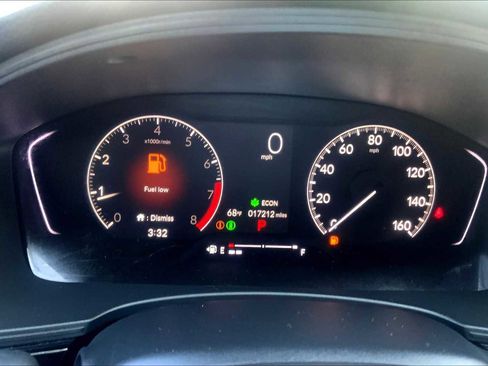 Used 2025 Honda Civic Sport image 25