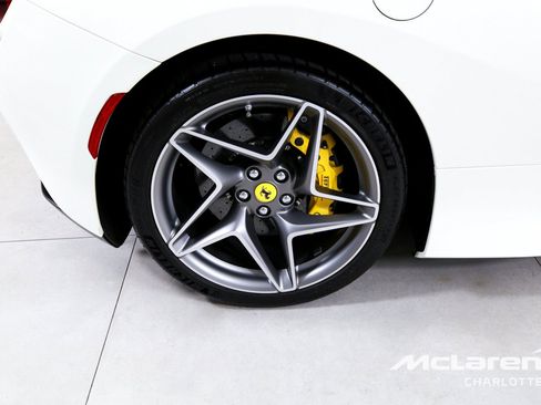 Used 2022 Ferrari F8 Tributo RWD image 30