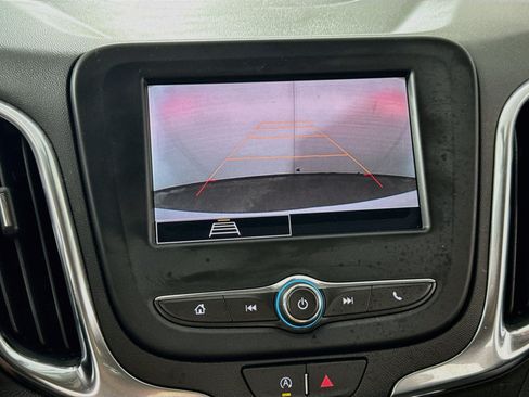 Used 2024 Chevrolet Equinox LT AWD/4WD image 3