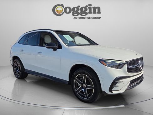 Certified 2024 Mercedes-Benz GLC 300 image 8