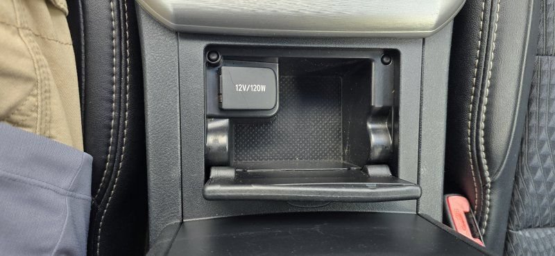 Used 2012 Toyota Camry SE FWD image 25