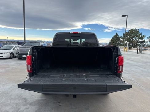 Used 2018 Ford F150 Platinum w/ Equipment Group 701A Luxury image 29