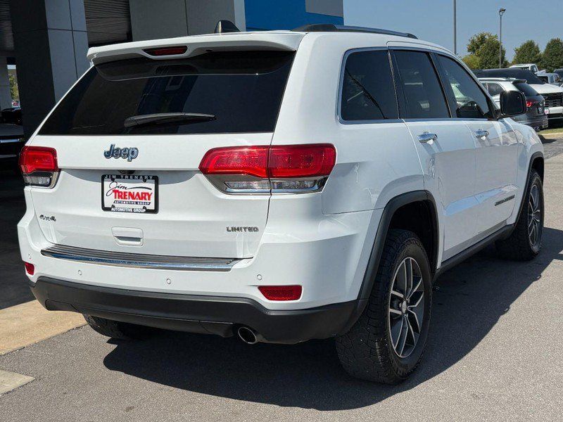 Used 2018 Jeep Grand Cherokee Limited AWD/4WD image 3