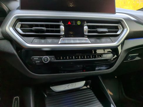 Used 2022 BMW X3 xDrive30i w/ M Sport Package 2 AWD/4WD image 18