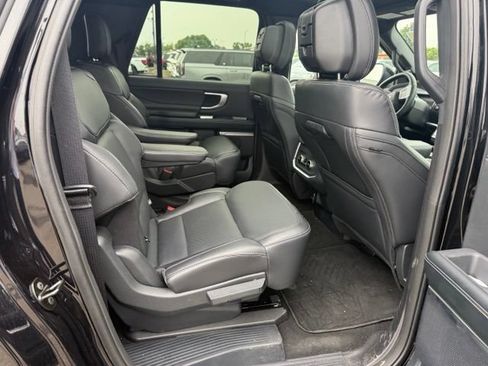 Used 2026 Ford Expedition Max Platinum w/ Stealth Appearance Package AWD/4WD image 13