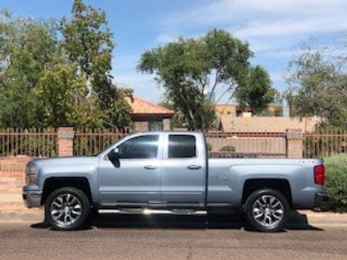 Used 2015 Chevrolet Silverado 1500 LT w/ All Star Edition AWD/4WD image 3
