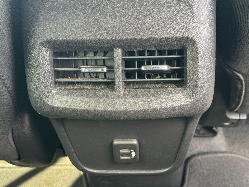 Used 2024 GMC Terrain SLE FWD image 12