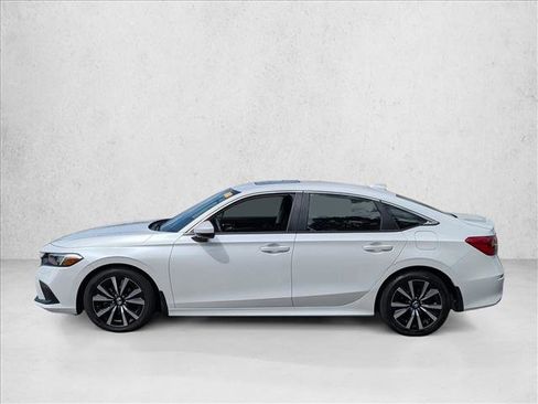 Used 2022 Honda Civic EX image 9