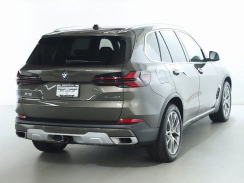 Certified 2025 BMW X5 xDrive40i w/ Premium Package image 44