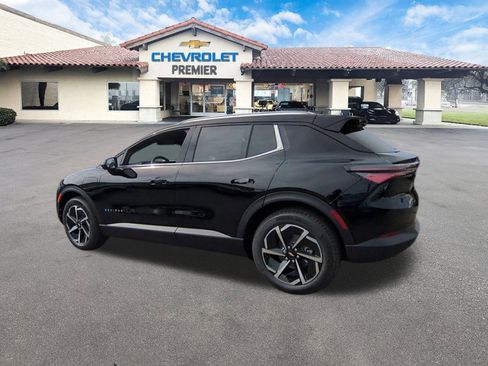 New 2026 Chevrolet Equinox EV LT image 6