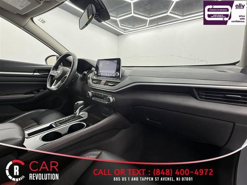 Used 2024 Nissan Altima 2.5 SR image 27