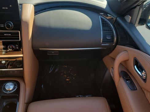 Certified 2024 INFINITI QX80 Sensory w/ Cargo Package image 7