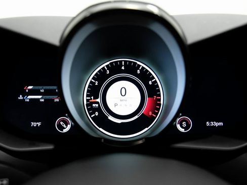 Used 2023 Aston Martin V12 Vantage image 15