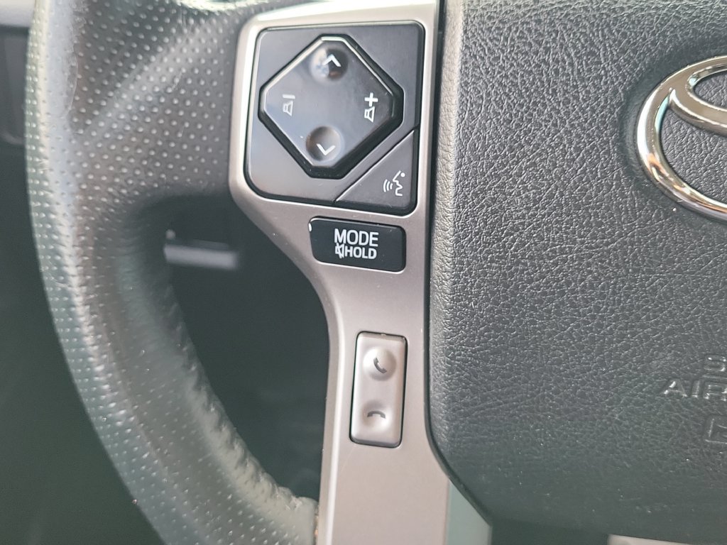 Used 2020 Toyota 4Runner SR5 RWD image 9