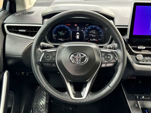 Used 2026 Toyota Corolla Cross XLE w/ Convenience Package AWD/4WD image 14