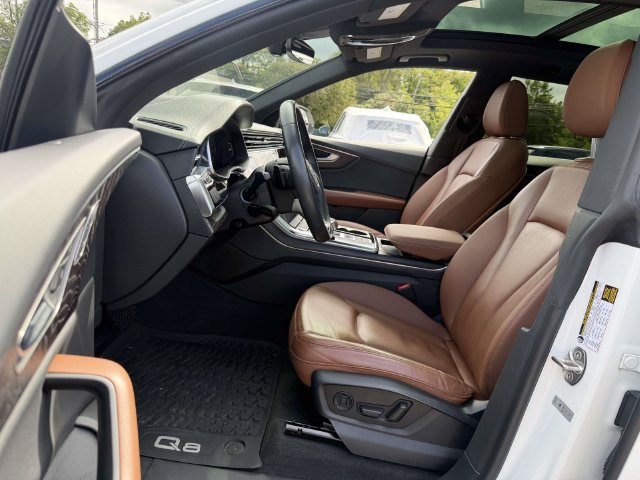 Certified 2023 Audi Q8 Premium w/ Convenience Package AWD/4WD image 8