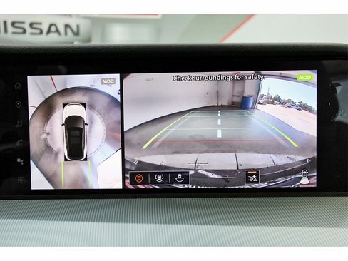 New 2026 Nissan Murano SL image 17