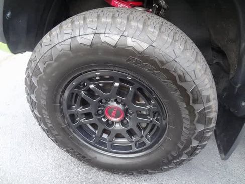 Used 2022 Toyota Tacoma TRD Pro image 14