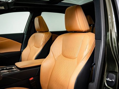 Certified 2025 Lexus RX 350 w/ Convenience Package image 21