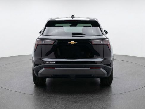 Used 2025 Chevrolet Equinox LT FWD image 7