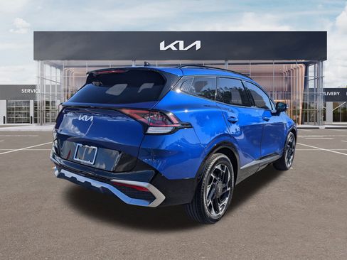 Certified 2024 Kia Sportage SX image 4