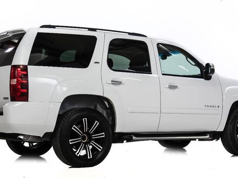 Used 2008 Chevrolet Tahoe LT image 3