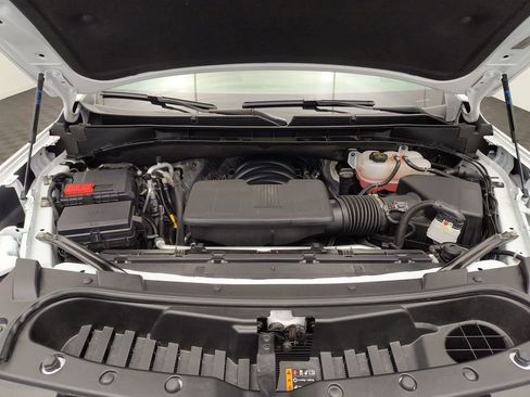 Used 2025 GMC Yukon XL Denali w/ Sun & Power Step Package image 33