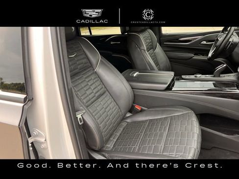 Used 2023 Cadillac Escalade ESV V AWD/4WD image 8