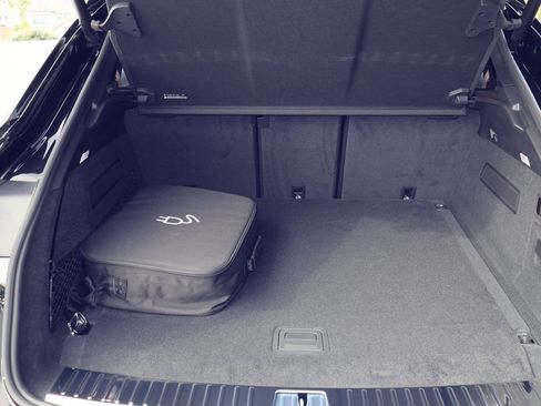 New 2026 Porsche Cayenne S image 23