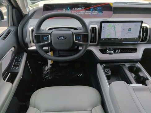 New 2026 Ford Expedition Max Active RWD image 16