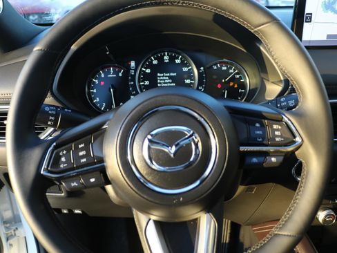 Certified 2025 MAZDA CX-5 Signature image 15