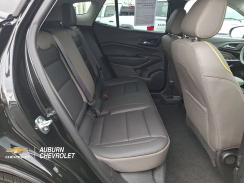 Used 2025 Chevrolet Trax ACTIV w/ Driver Confidence Package FWD image 20
