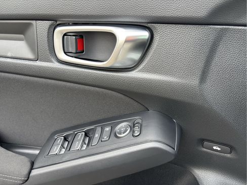 Used 2025 Honda Civic LX image 21