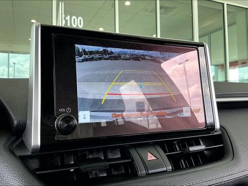 Used 2025 Toyota RAV4 LE AWD/4WD image 13
