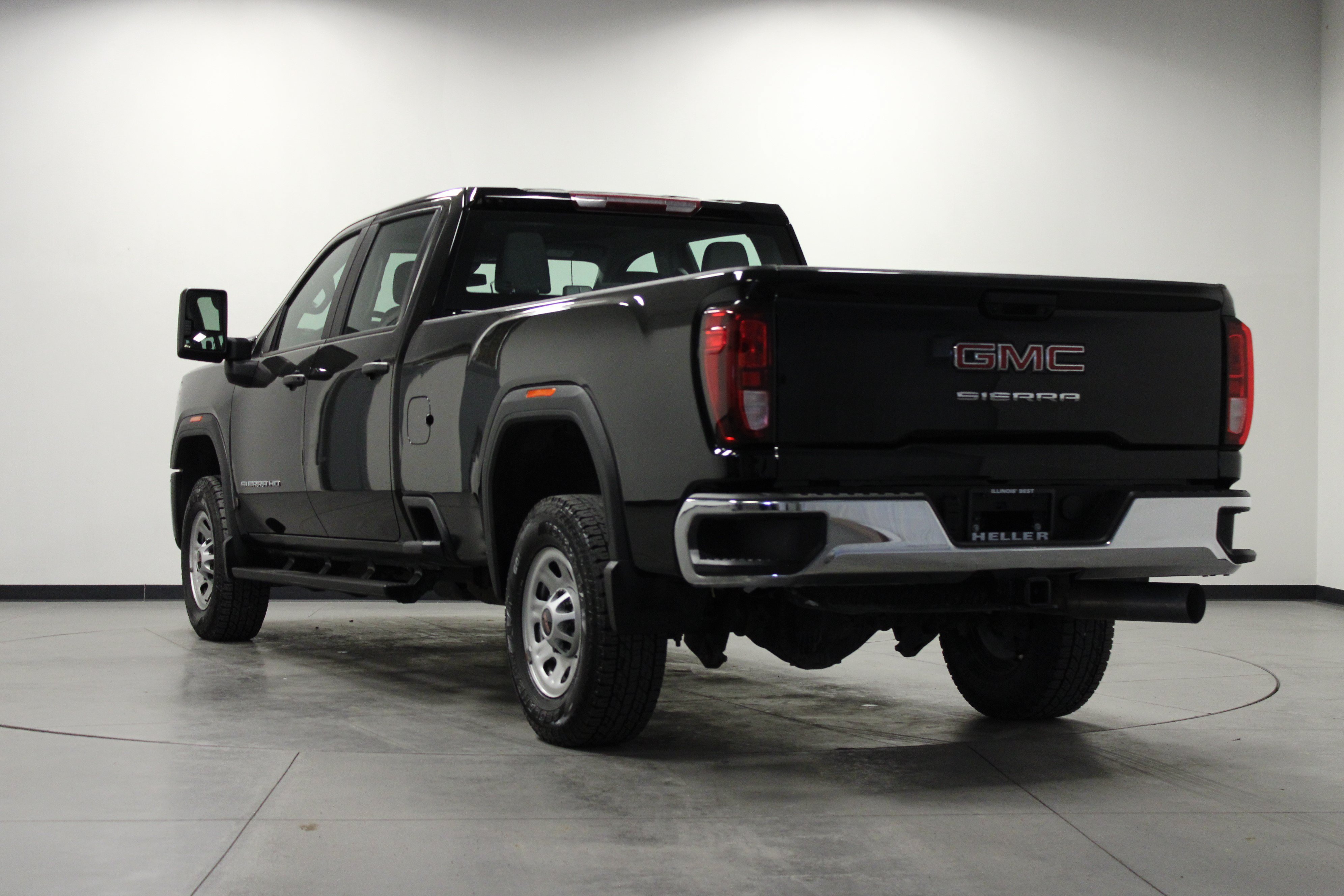 Used 2024 GMC Sierra 3500 Pro RWD image 6