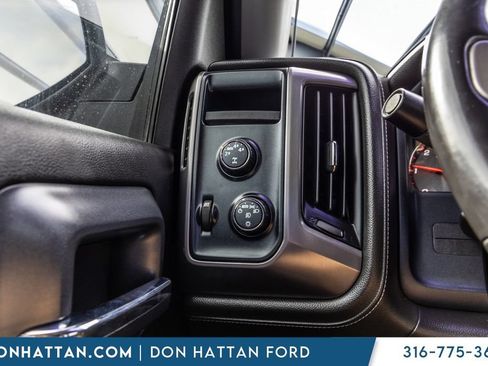 Used 2016 GMC Sierra 1500 SLE w/ All-Terrain Package AWD/4WD image 11