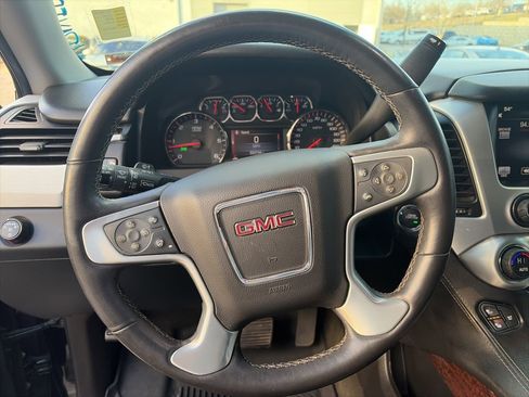 Used 2015 GMC Yukon XL SLT image 14