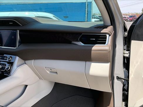 Used 2022 GMC Yukon Denali w/ Max Trailering Package image 18