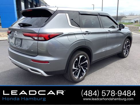 Used 2022 Mitsubishi Outlander SE image 7