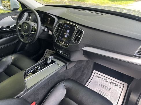 Used 2023 Volvo XC90 B5 Core image 20