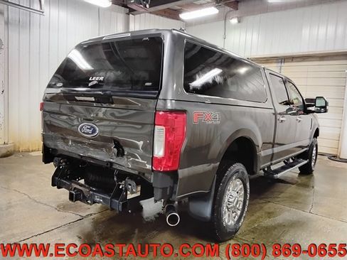 Used 2017 Ford F250 Lariat w/ Chrome Package AWD/4WD image 3