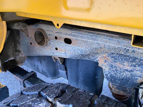 Used 2020 Chevrolet Silverado 2500 LT w/ Snow Plow Prep/Camper Package image 39