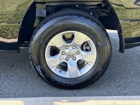 Used 2022 RAM 1500 Big Horn AWD/4WD image 11