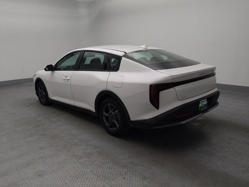 Used 2025 Kia K4 FWD image 3