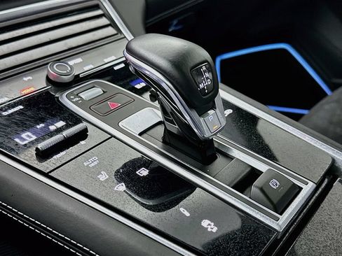 Used 2023 Porsche Panamera GTS AWD/4WD image 17
