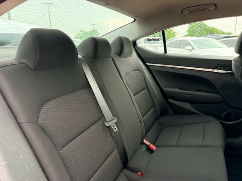 Used 2020 Hyundai Elantra SE w/ Cargo Package (C1) FWD image 22