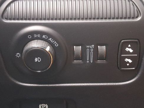 Used 2024 Jeep Grand Wagoneer L Series II w/ Quick Order Packagew 28T AWD/4WD image 23