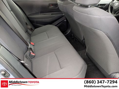 Used 2024 Toyota Corolla LE image 32